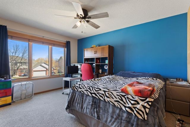 5721 103rd Avenue N, Brooklyn Park, MN 55443