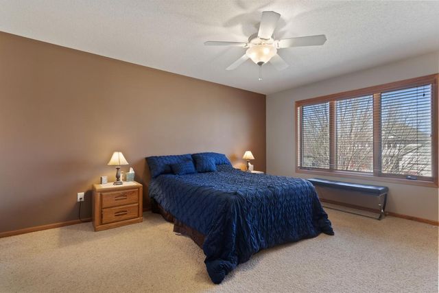 5721 103rd Avenue N, Brooklyn Park, MN 55443