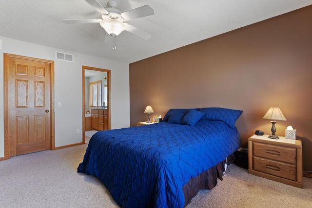 5721 103rd Avenue N, Brooklyn Park, MN 55443