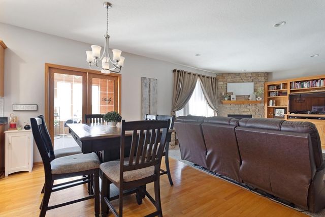 5721 103rd Avenue N, Brooklyn Park, MN 55443