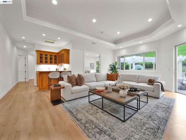 46890 Rancho Higuera Rd, Fremont, CA 94539