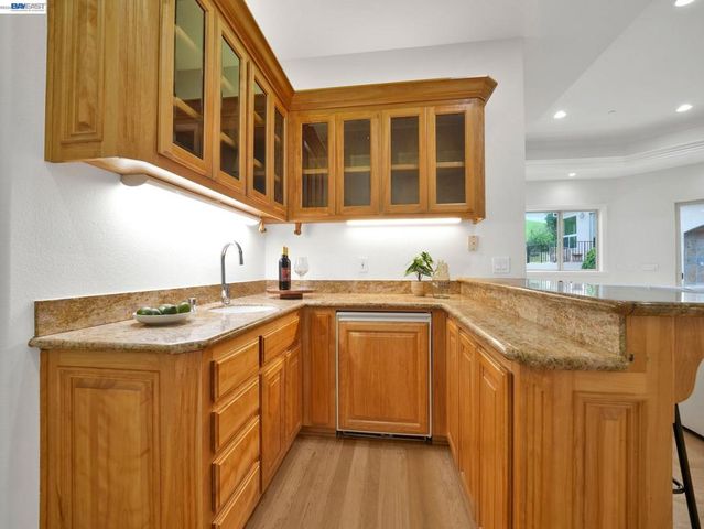 46890 Rancho Higuera Rd, Fremont, CA 94539