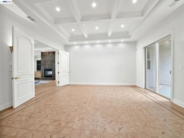 46890 Rancho Higuera Rd, Fremont, CA 94539