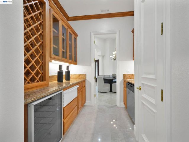 46890 Rancho Higuera Rd, Fremont, CA 94539