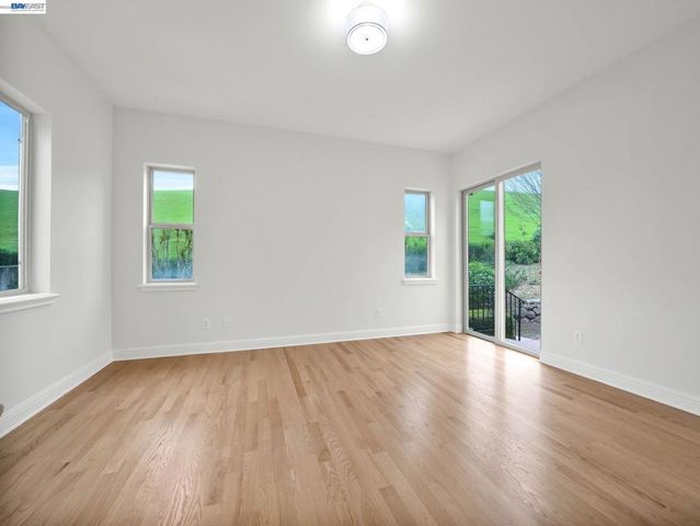 46890 Rancho Higuera Rd, Fremont, CA 94539