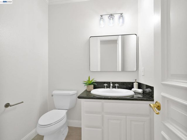 46890 Rancho Higuera Rd, Fremont, CA 94539