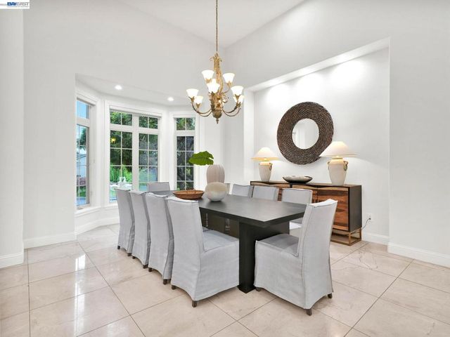 46890 Rancho Higuera Rd, Fremont, CA 94539