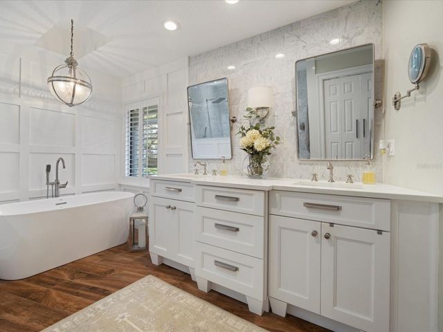 1713 TALL PINE CIRCLE, Safety Harbor, FL 34695