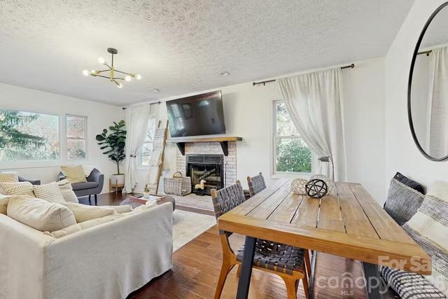 121 Oak Terrace, Arden, NC 28704