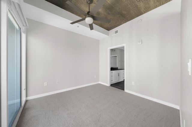 250 Pharr Road NE 1602, Atlanta, GA 30305