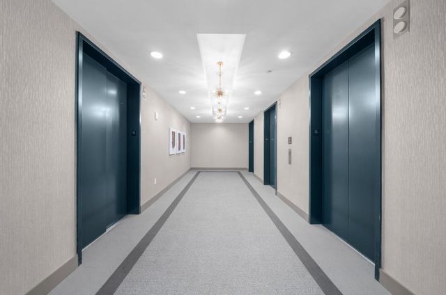 250 Pharr Road NE 1602, Atlanta, GA 30305