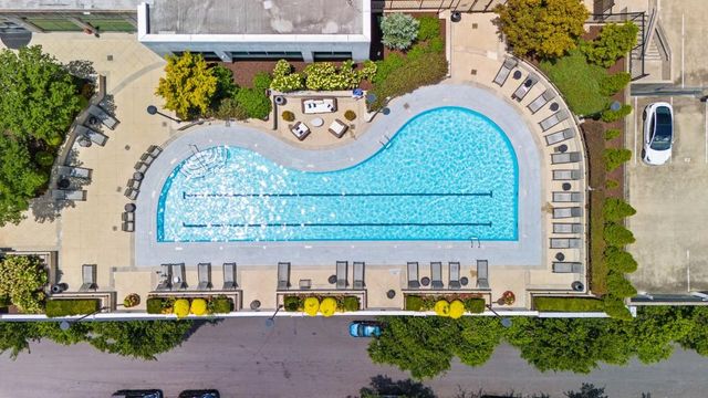 250 Pharr Road NE 1602, Atlanta, GA 30305