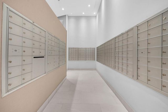 250 Pharr Road NE 1602, Atlanta, GA 30305