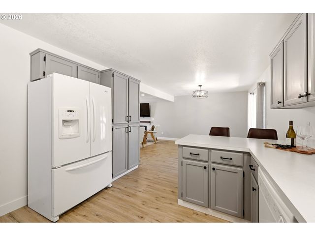 5512 Se 130TH Ave, Portland, OR 97236