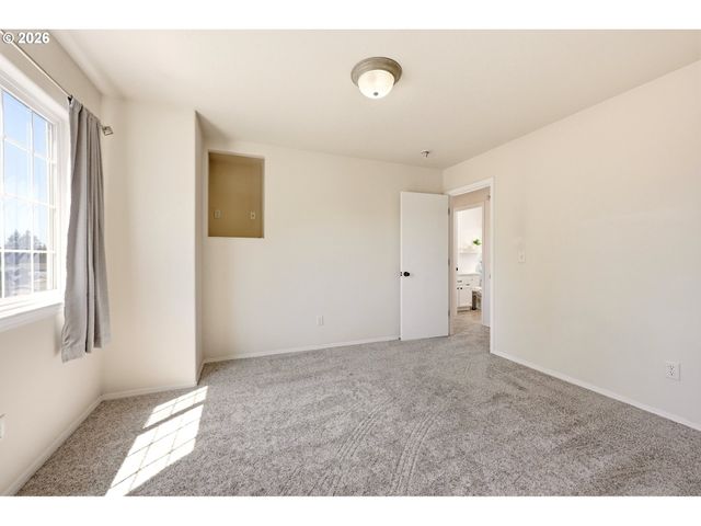 5512 Se 130TH Ave, Portland, OR 97236