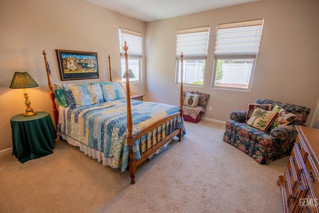 14312 Harborough Drive, Bakersfield, CA 93311
