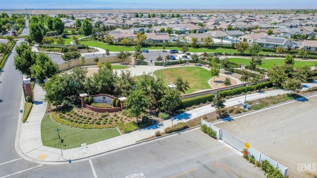 14312 Harborough Drive, Bakersfield, CA 93311