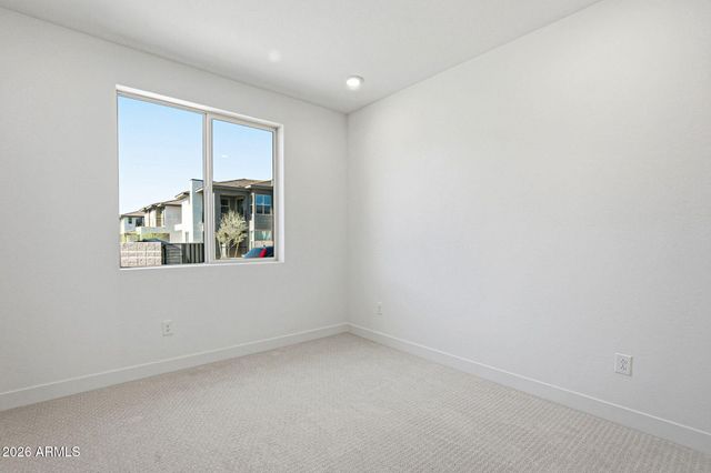 2121 W SONORAN DESERT Drive 126, Phoenix, AZ 85085
