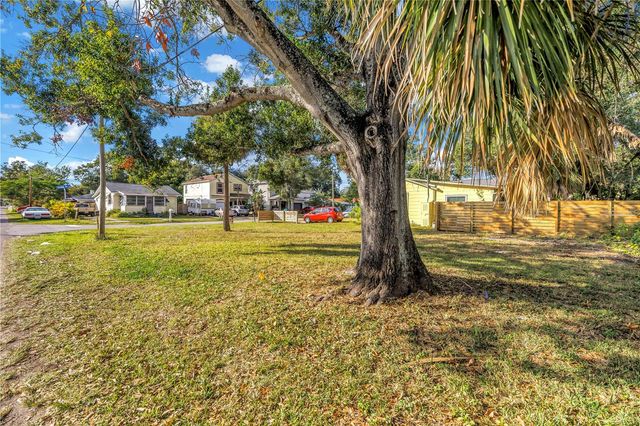 PRESTON AVENUE S, Gulfport, FL 33707