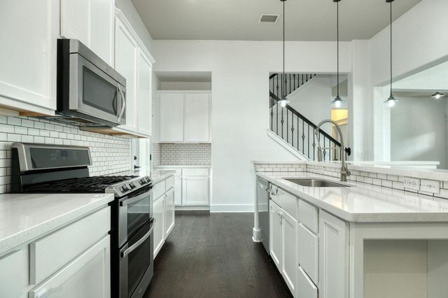 11233 Avery Station LOOP, Austin, TX 78717