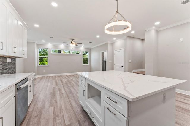 809 W LINEBAUGH AVENUE 1B, Tampa, FL 33612