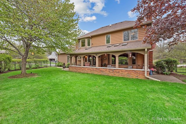 14 Hampton Court, Algonquin, IL 60102