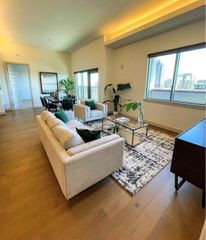 2323 N Akard Street 3004, Dallas, TX 75204