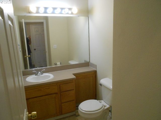 18440 Sw JOHNSON St, Beaverton, OR 97003