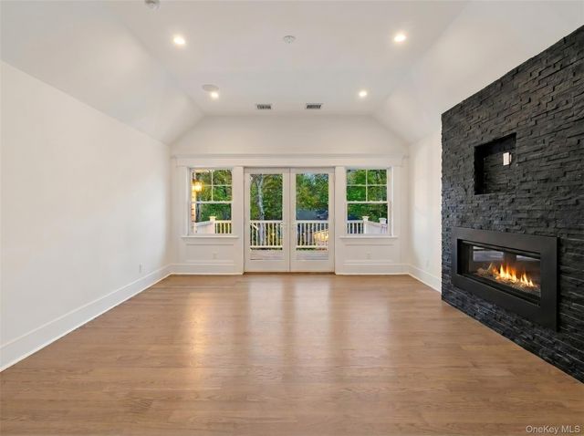 78 Meeting House Road, Westhampton Beach, NY 11978