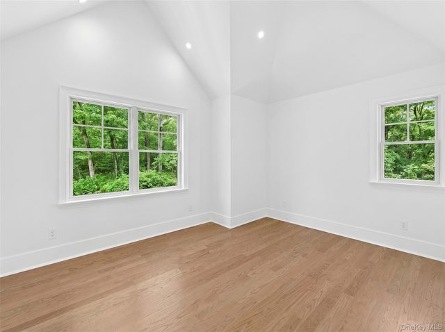 78 Meeting House Road, Westhampton Beach, NY 11978