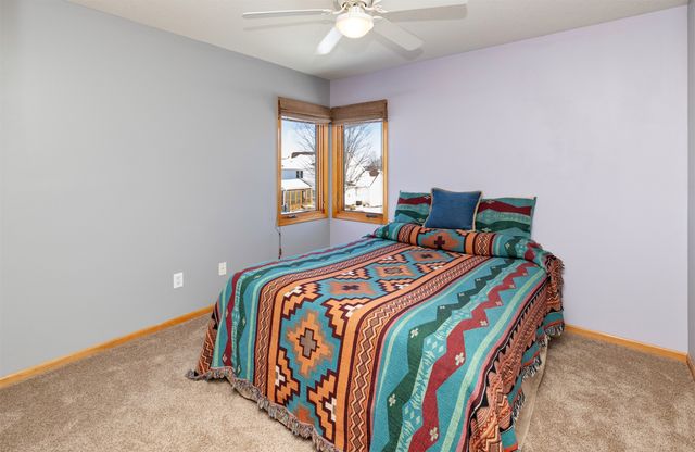 6419 NW 97th Street, Johnston, IA 50131