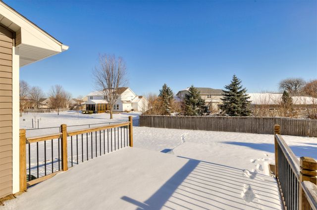 6419 NW 97th Street, Johnston, IA 50131