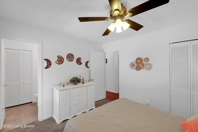 10909 Chenwood Ct, Jeffersontown, KY 40299