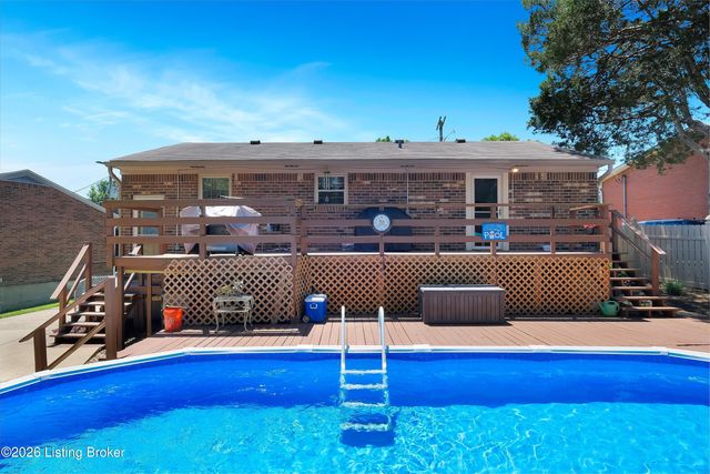 10909 Chenwood Ct, Jeffersontown, KY 40299