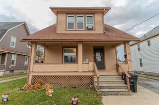 136 Charles Avenue SE, Warren, OH 44483