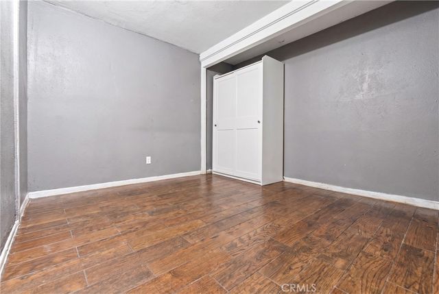 3337 Los Flores, Lynwood, CA 90262