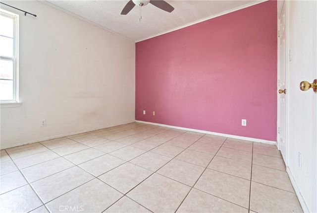 3337 Los Flores, Lynwood, CA 90262