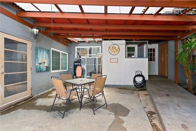 3337 Los Flores, Lynwood, CA 90262