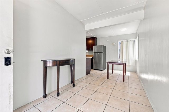 3337 Los Flores, Lynwood, CA 90262