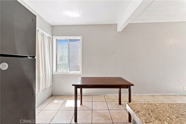 3337 Los Flores, Lynwood, CA 90262