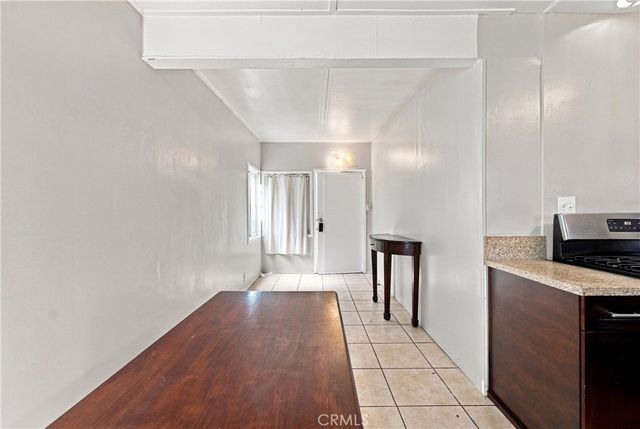 3337 Los Flores, Lynwood, CA 90262