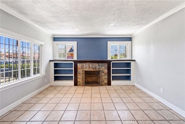 3337 Los Flores, Lynwood, CA 90262