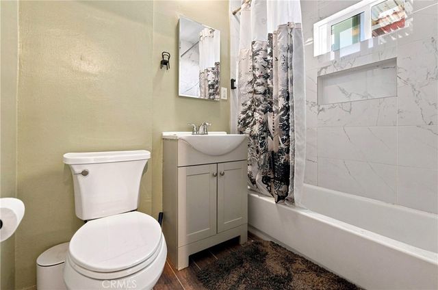 3337 Los Flores, Lynwood, CA 90262