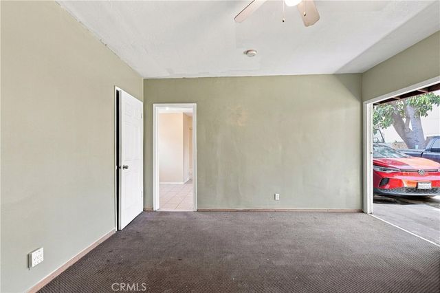 3337 Los Flores, Lynwood, CA 90262