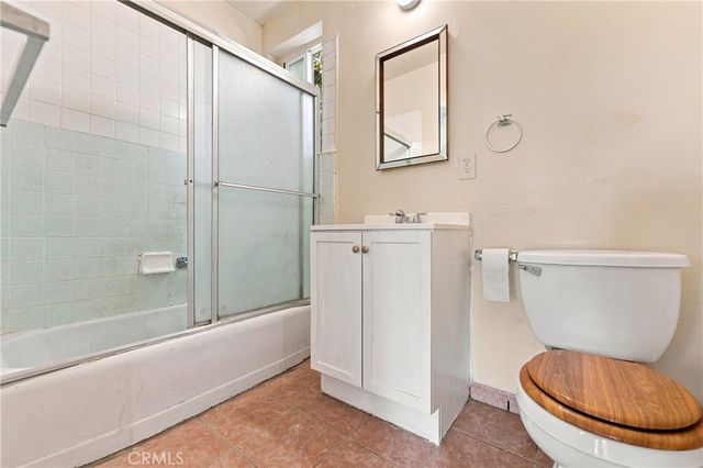 3337 Los Flores, Lynwood, CA 90262