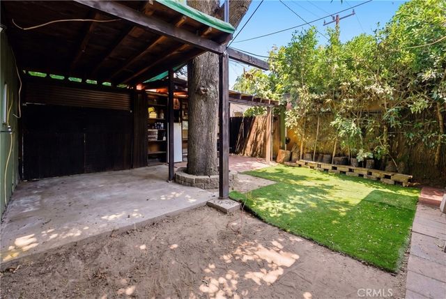 3337 Los Flores, Lynwood, CA 90262