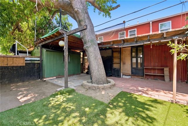 3337 Los Flores, Lynwood, CA 90262