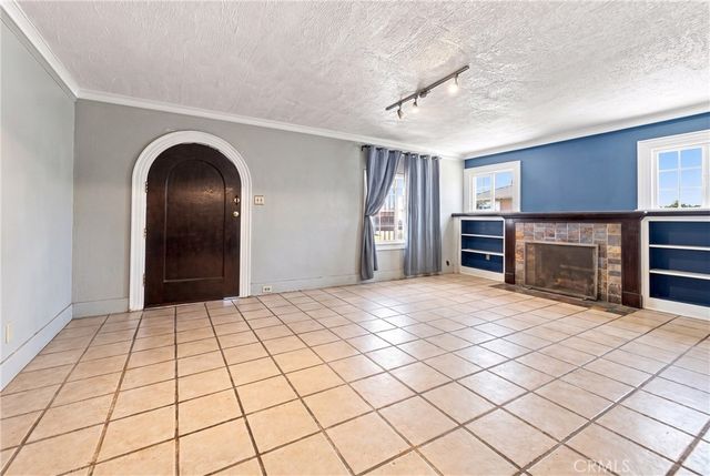 3337 Los Flores, Lynwood, CA 90262