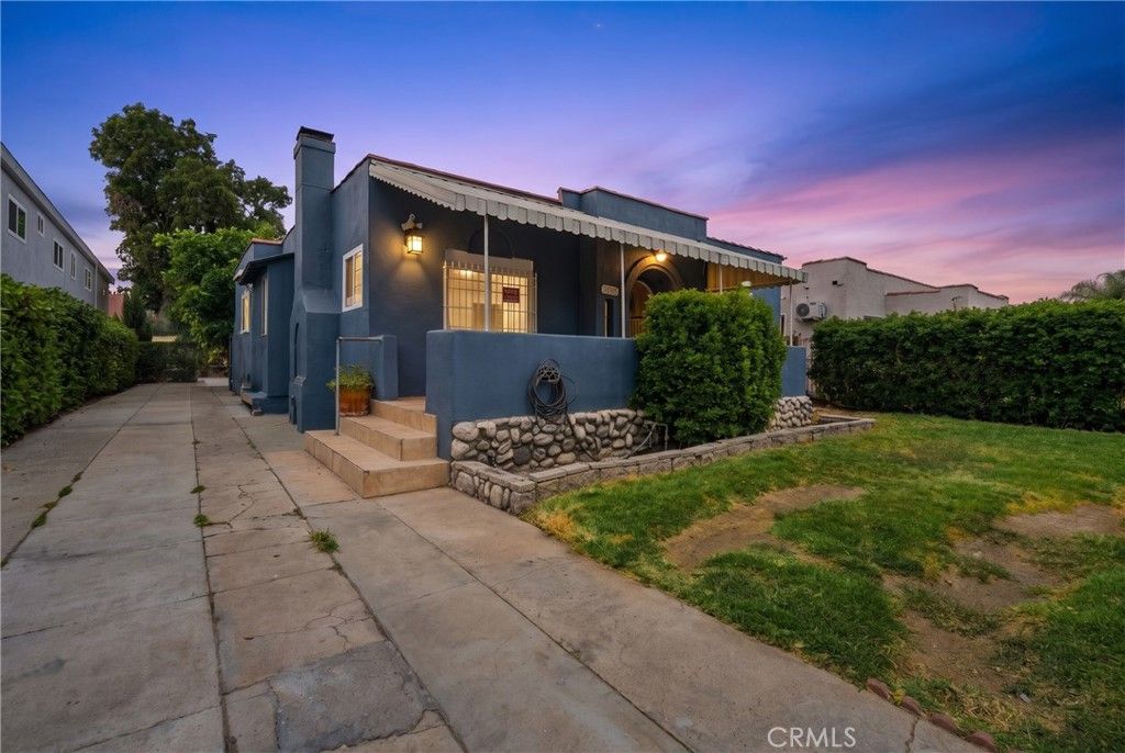 3337 Los Flores, Lynwood, CA 90262