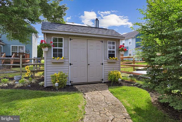 5052 BIGEYE CT, Waldorf, MD 20603